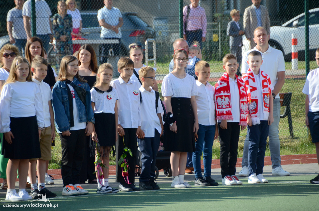 Biało-czerwone zakończenie roku w SP nr 20
