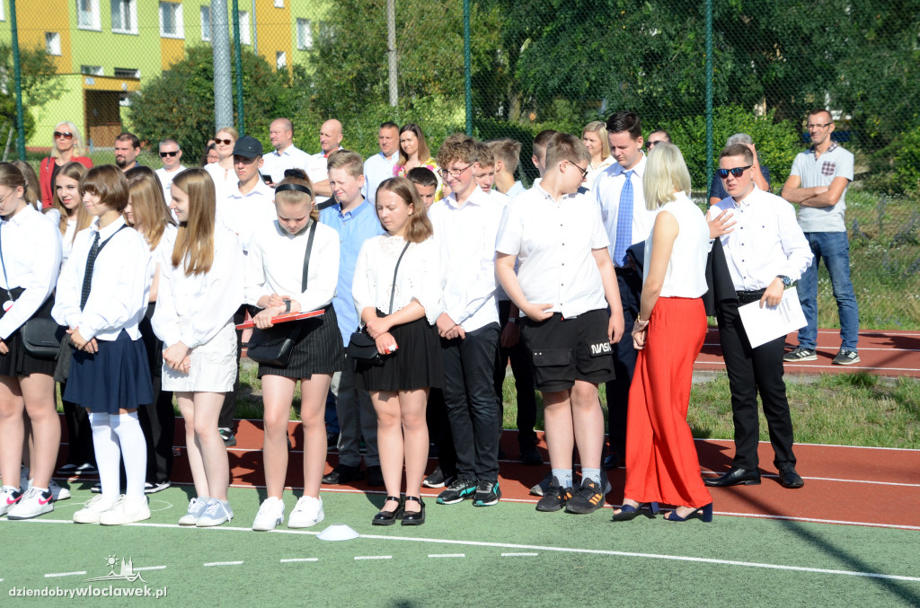 Biało-czerwone zakończenie roku w SP nr 20