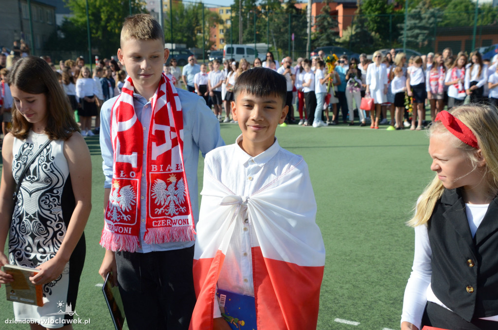 Biało-czerwone zakończenie roku w SP nr 20