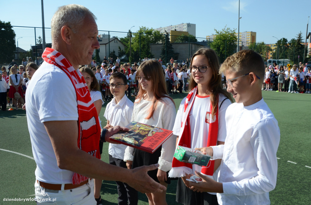 Biało-czerwone zakończenie roku w SP nr 20