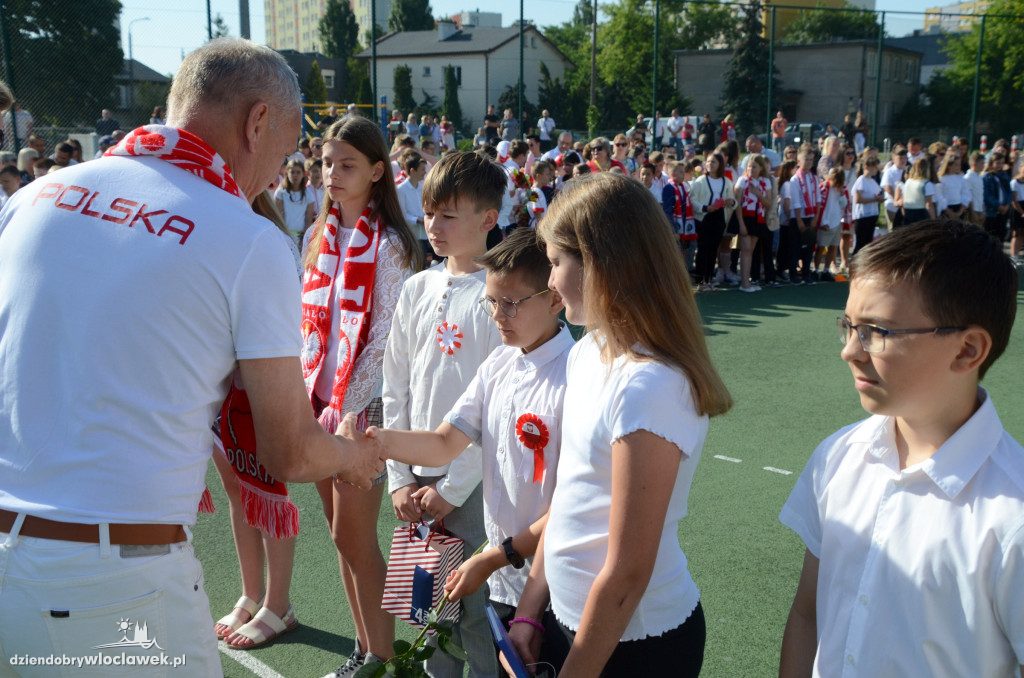 Biało-czerwone zakończenie roku w SP nr 20
