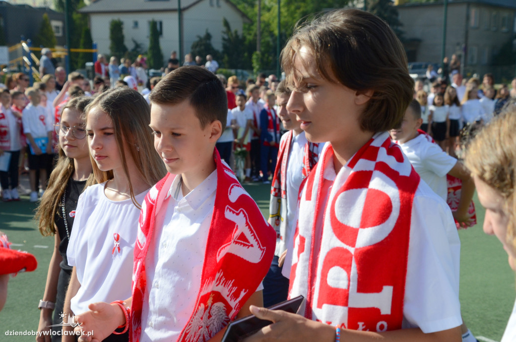 Biało-czerwone zakończenie roku w SP nr 20