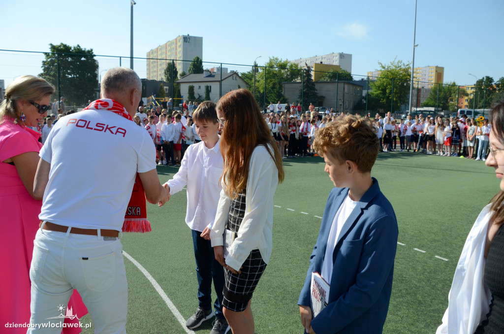 Biało-czerwone zakończenie roku w SP nr 20