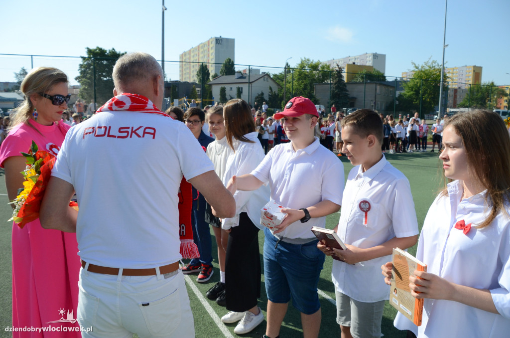 Biało-czerwone zakończenie roku w SP nr 20
