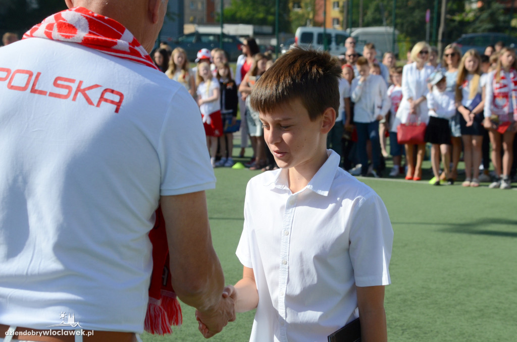 Biało-czerwone zakończenie roku w SP nr 20