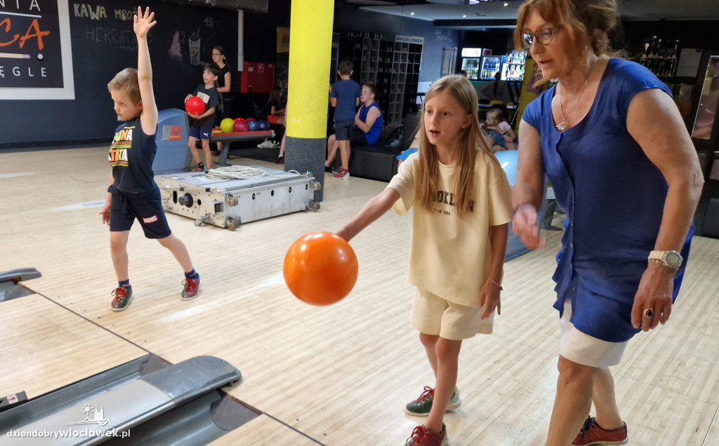 Szkółka bowlingowa z WBKSNiS PIONEK