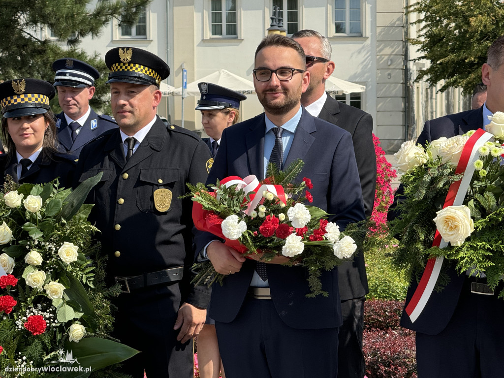 Rocznica 15.VIII: uroczystości na Placu Wolności