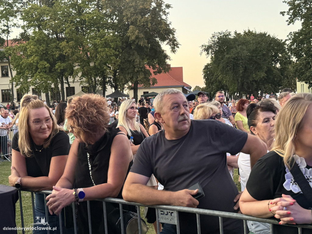 Piasek gwiazdą dożynek Brześcia Kujawskiego