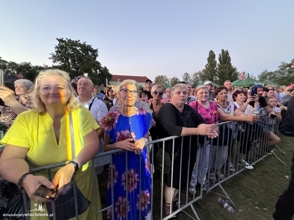 Piasek gwiazdą dożynek Brześcia Kujawskiego