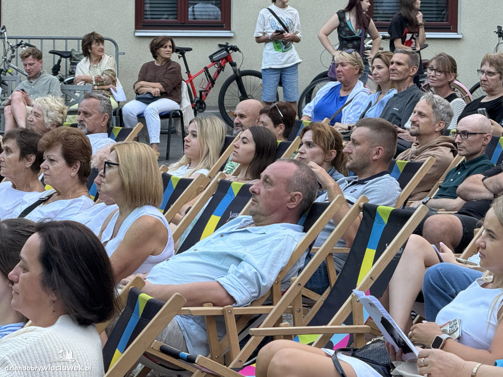 Koncert na leżakach: Przystanek Kultura