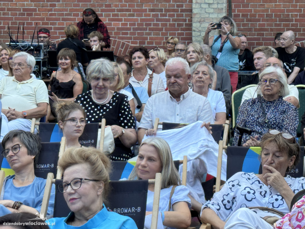 Koncert na leżakach: Przystanek Kultura