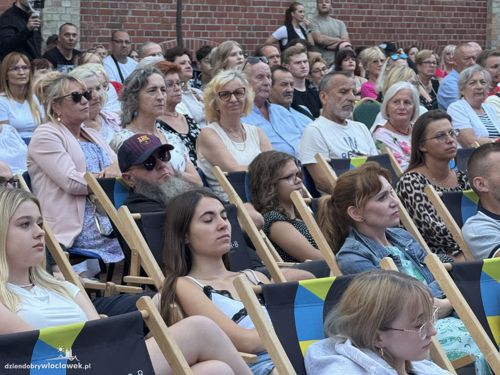 Koncert na leżakach: Przystanek Kultura