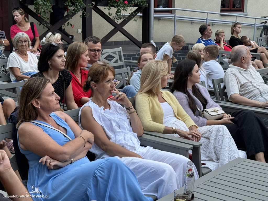 Koncert na leżakach: Przystanek Kultura