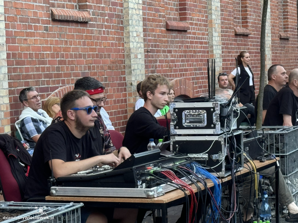 Koncert na leżakach: Przystanek Kultura