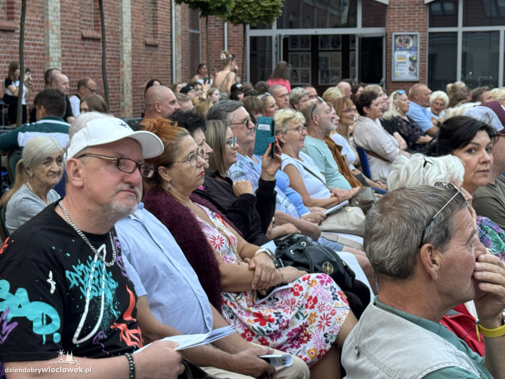 Koncert na leżakach: Przystanek Kultura