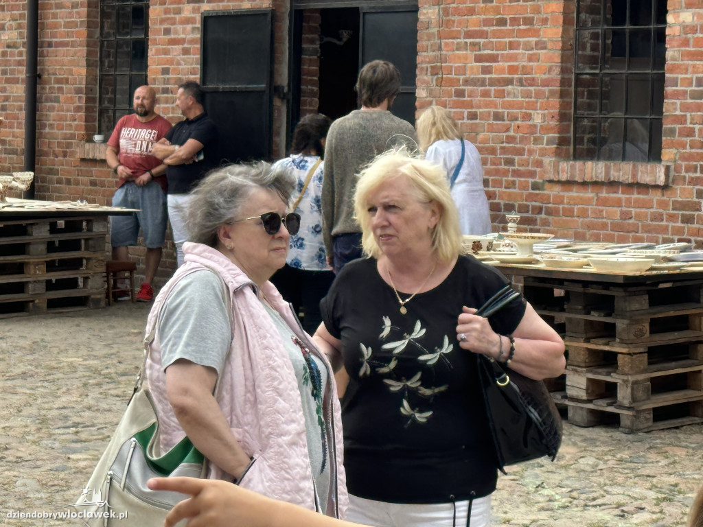 Fajansowy piknik