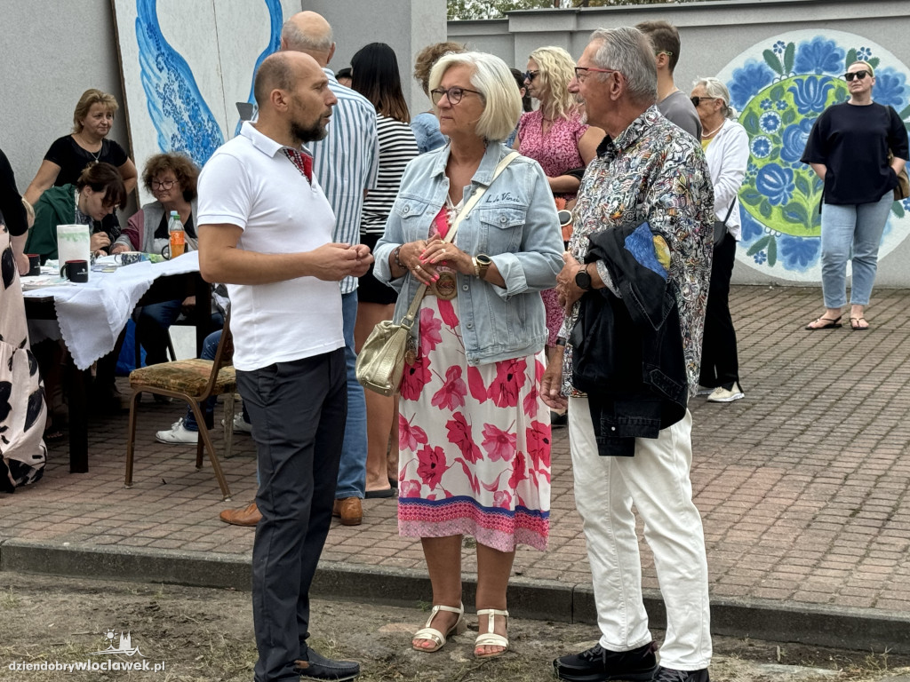 Fajansowy piknik