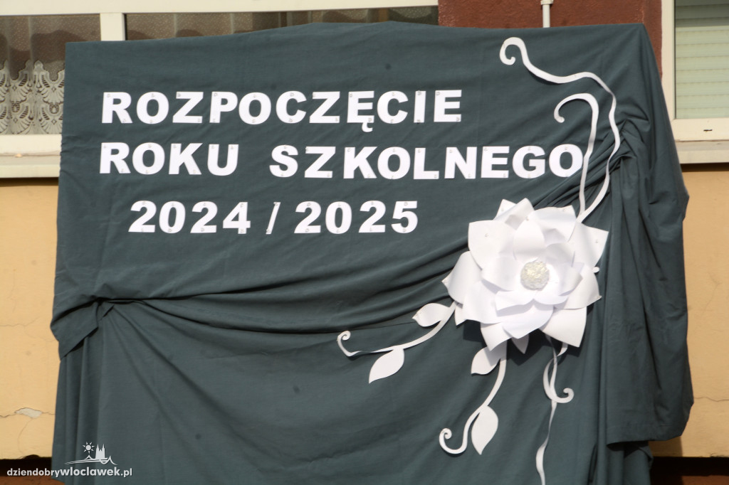 Rozpoczęcie roku w Szkole Podstawowej nr 18