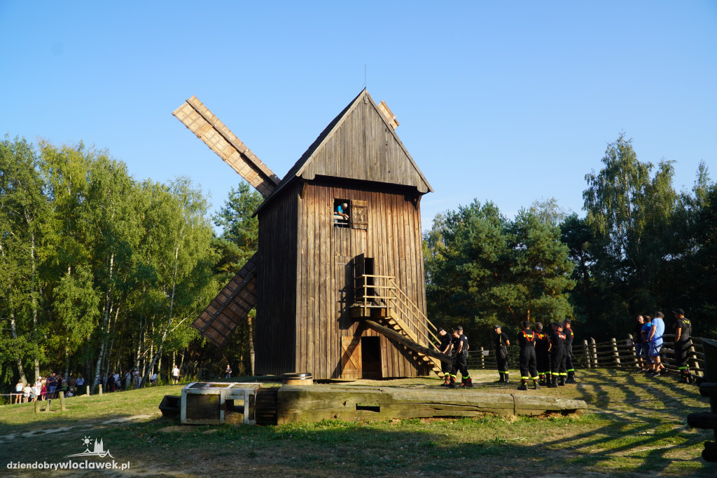 Festyn Folklorystyczny „U młynarza Janka” w Kłóbce