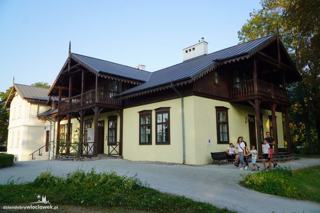 Festyn Folklorystyczny „U młynarza Janka” w Kłóbce