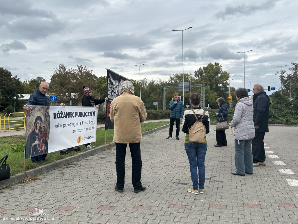 Protest przeciwko aborcji i pedofilii