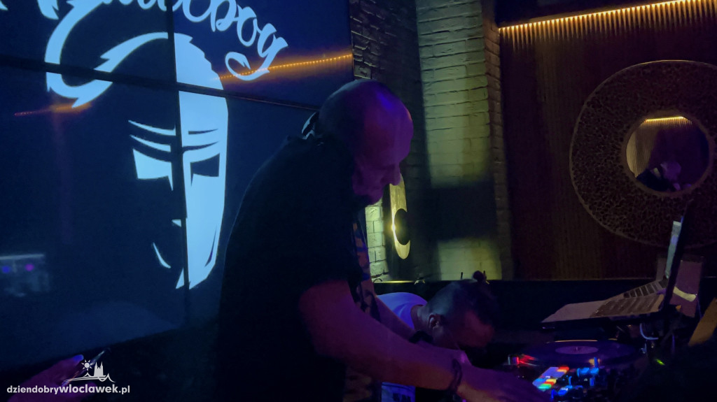 Otrzęsiny Akademii z Grubsonem w LOFT Club