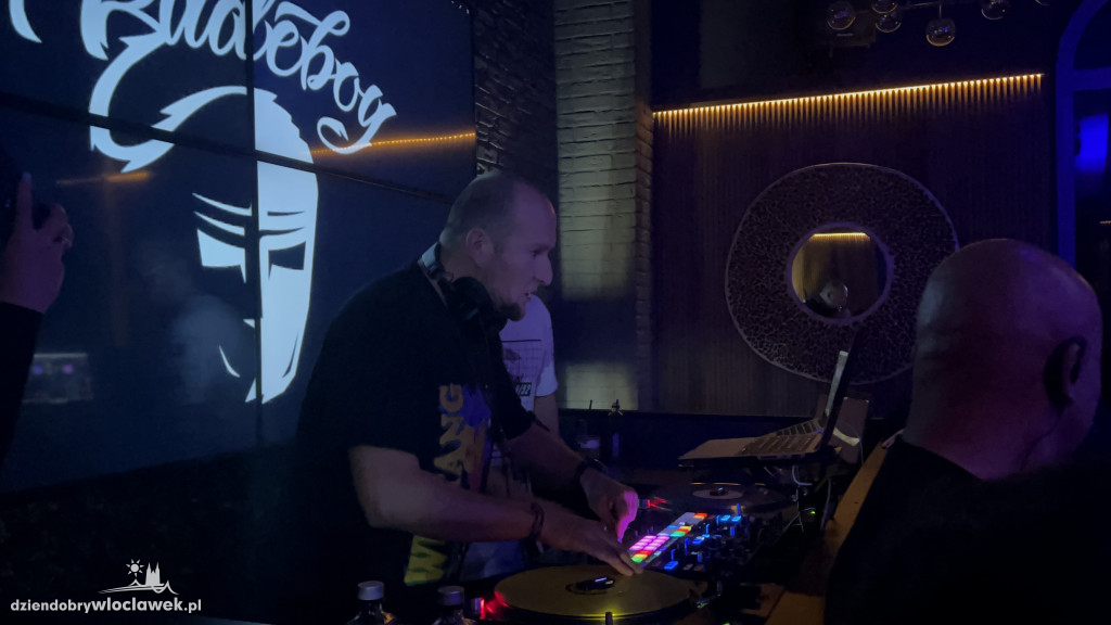 Otrzęsiny Akademii z Grubsonem w LOFT Club