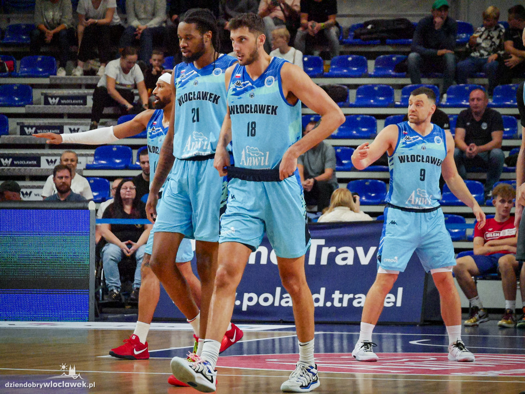 Anwil zmiażdżył rywali! W Hali Mistrzów znów pękła setka!