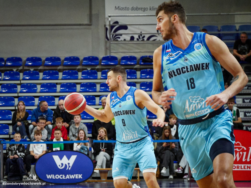 Anwil zmiażdżył rywali! W Hali Mistrzów znów pękła setka!