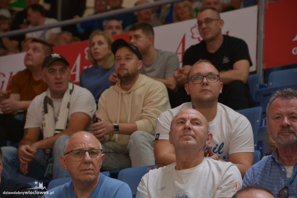 Kibice na meczu BC Dnipro vs. Anwil Włocławek