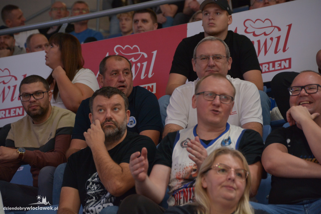 Kibice na meczu BC Dnipro vs. Anwil Włocławek