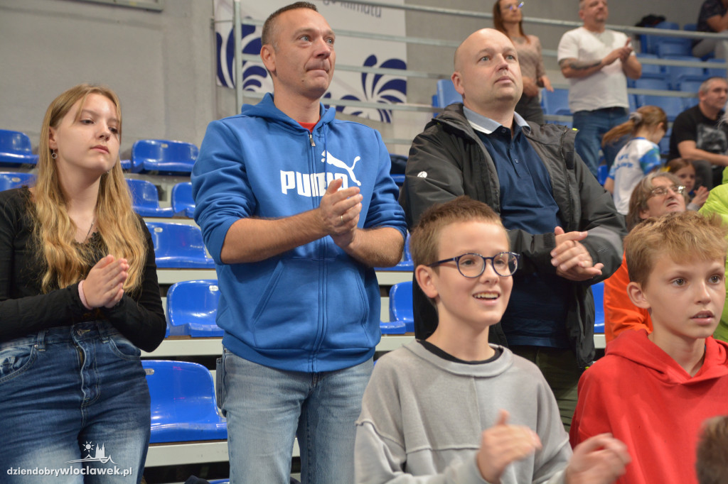 Kibice na meczu BC Dnipro vs. Anwil Włocławek