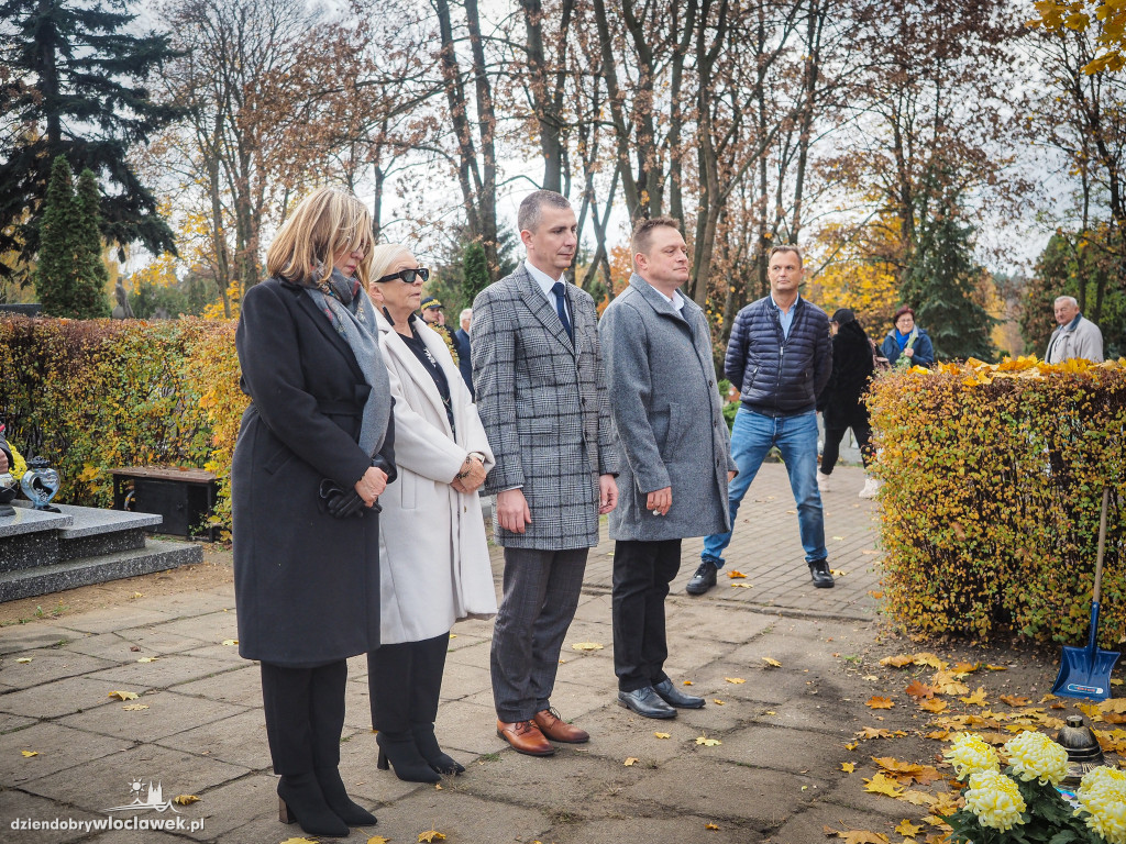 Władze miasta na grobach zasłużonych włocławian