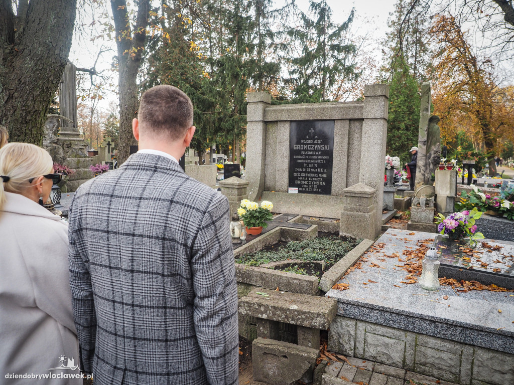 Władze miasta na grobach zasłużonych włocławian