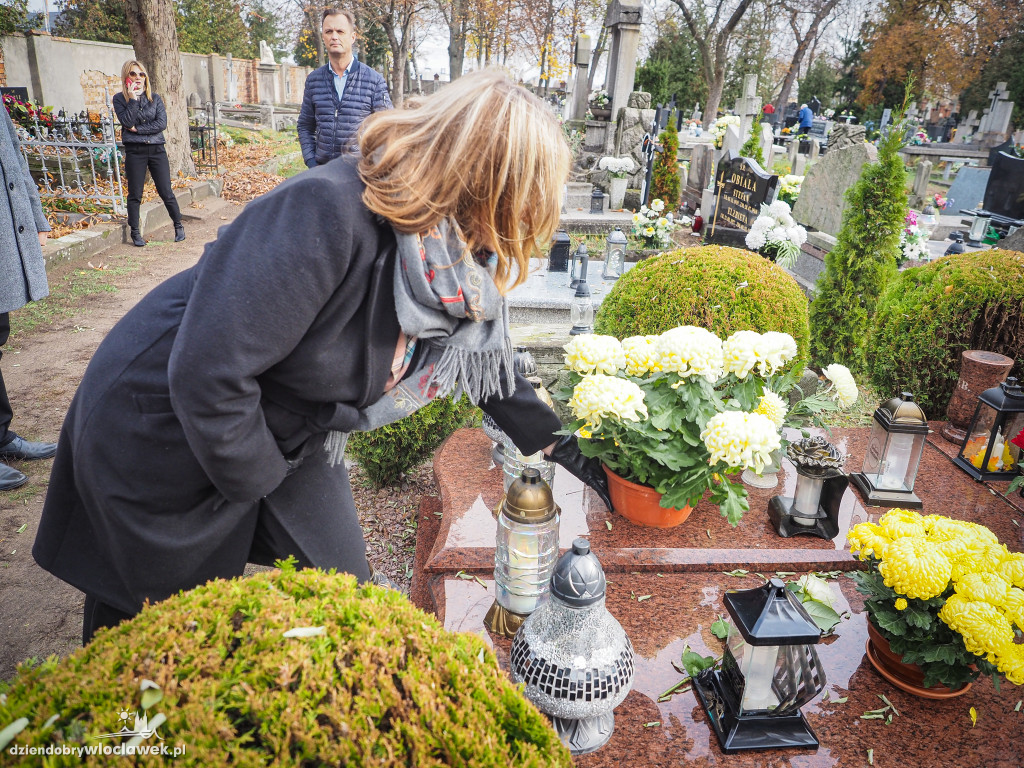 Władze miasta na grobach zasłużonych włocławian