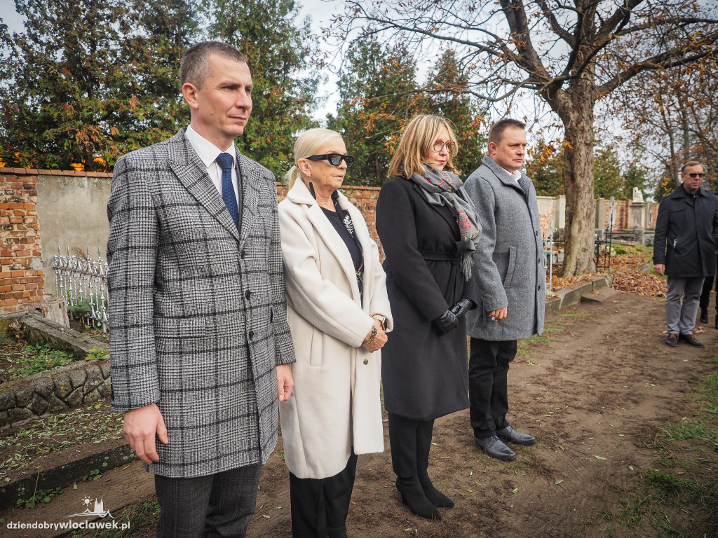 Władze miasta na grobach zasłużonych włocławian