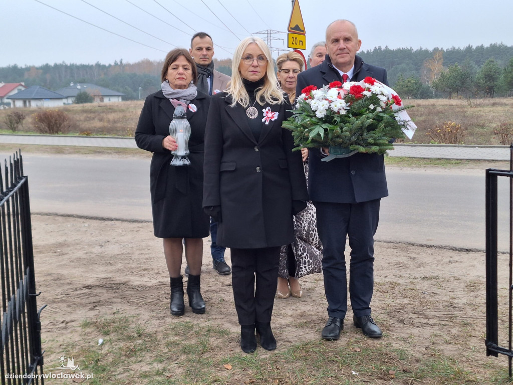 Obchody 11 Listopada w Kruszynie