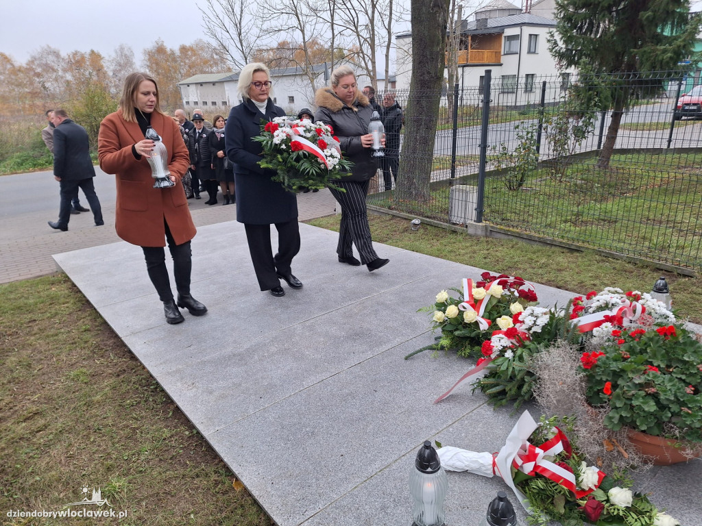 Obchody 11 Listopada w Kruszynie