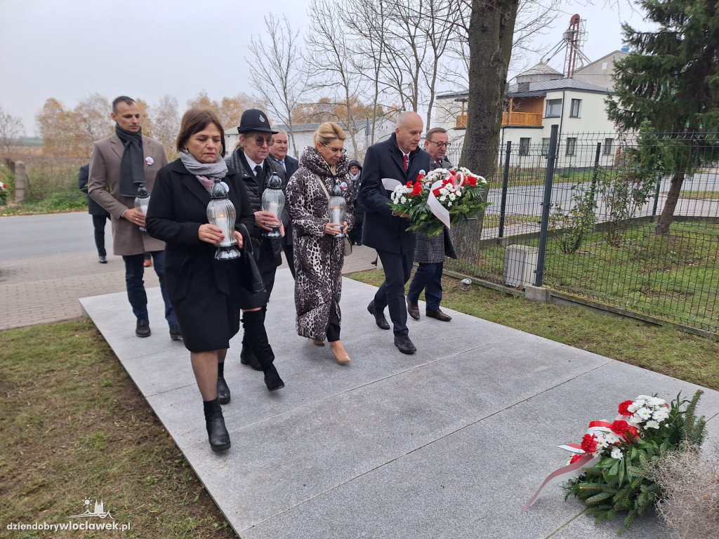 Obchody 11 Listopada w Kruszynie