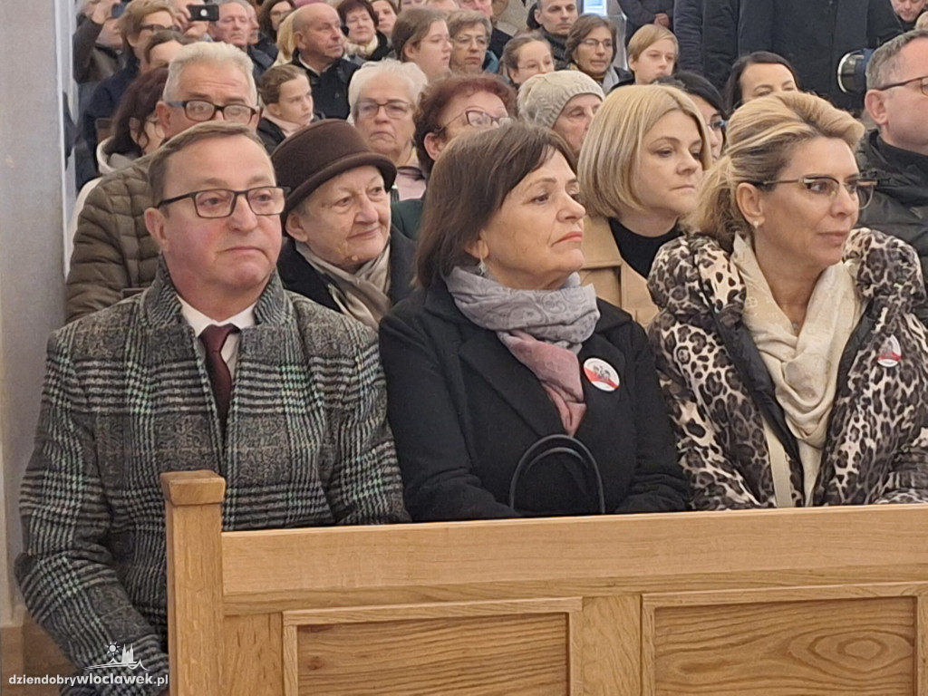 Obchody 11 Listopada w Kruszynie
