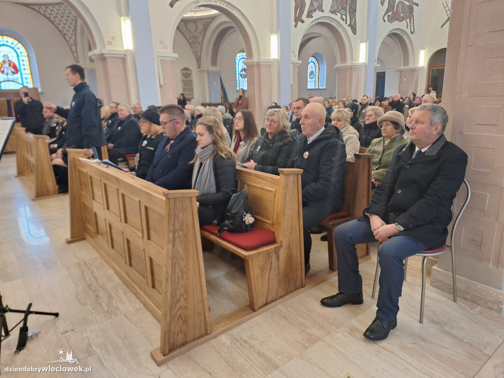 Obchody 11 Listopada w Kruszynie