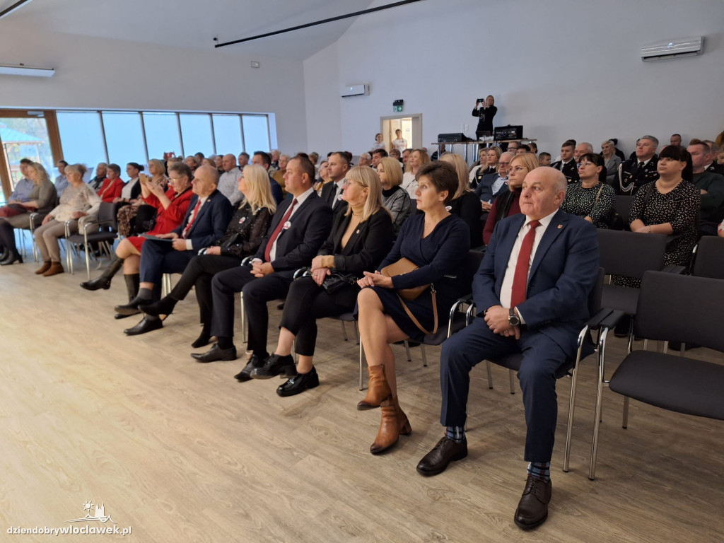 Obchody 11 Listopada w Smólniku