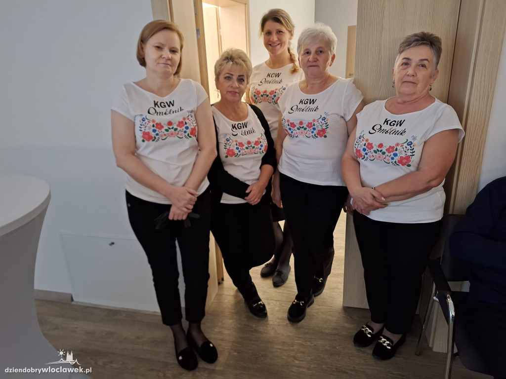 Obchody 11 Listopada w Smólniku