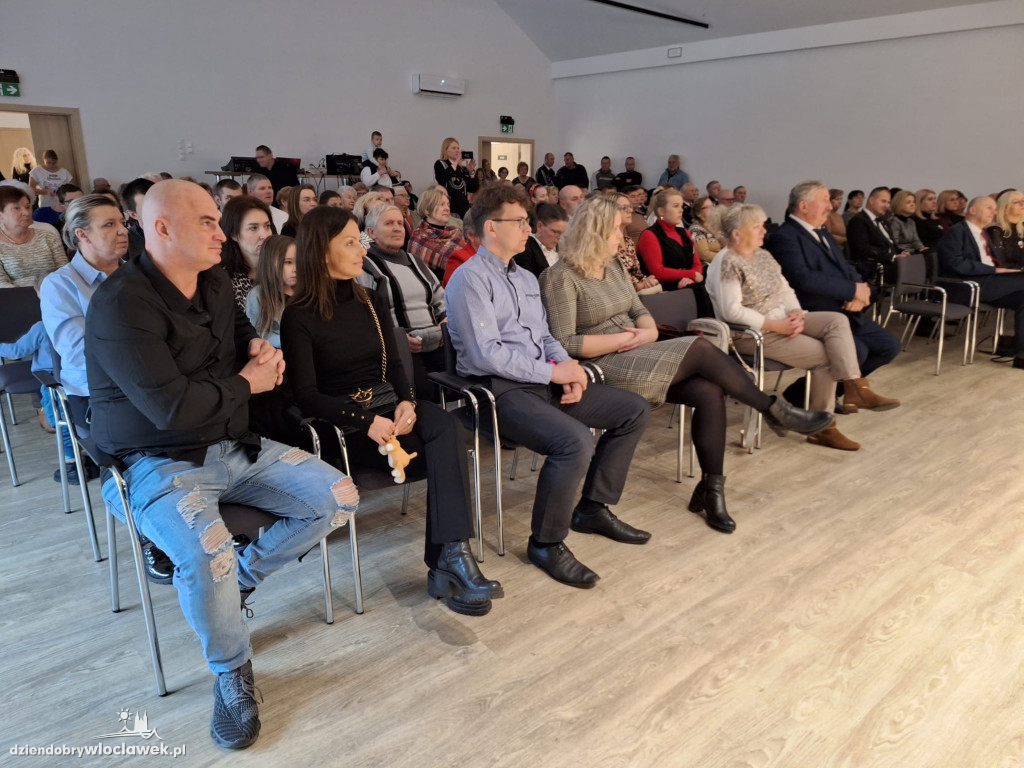 Obchody 11 Listopada w Smólniku