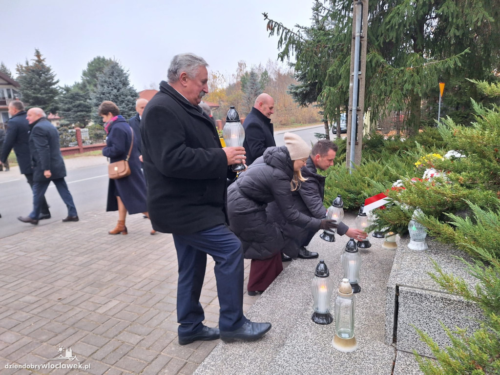 Obchody 11 Listopada w Smólniku