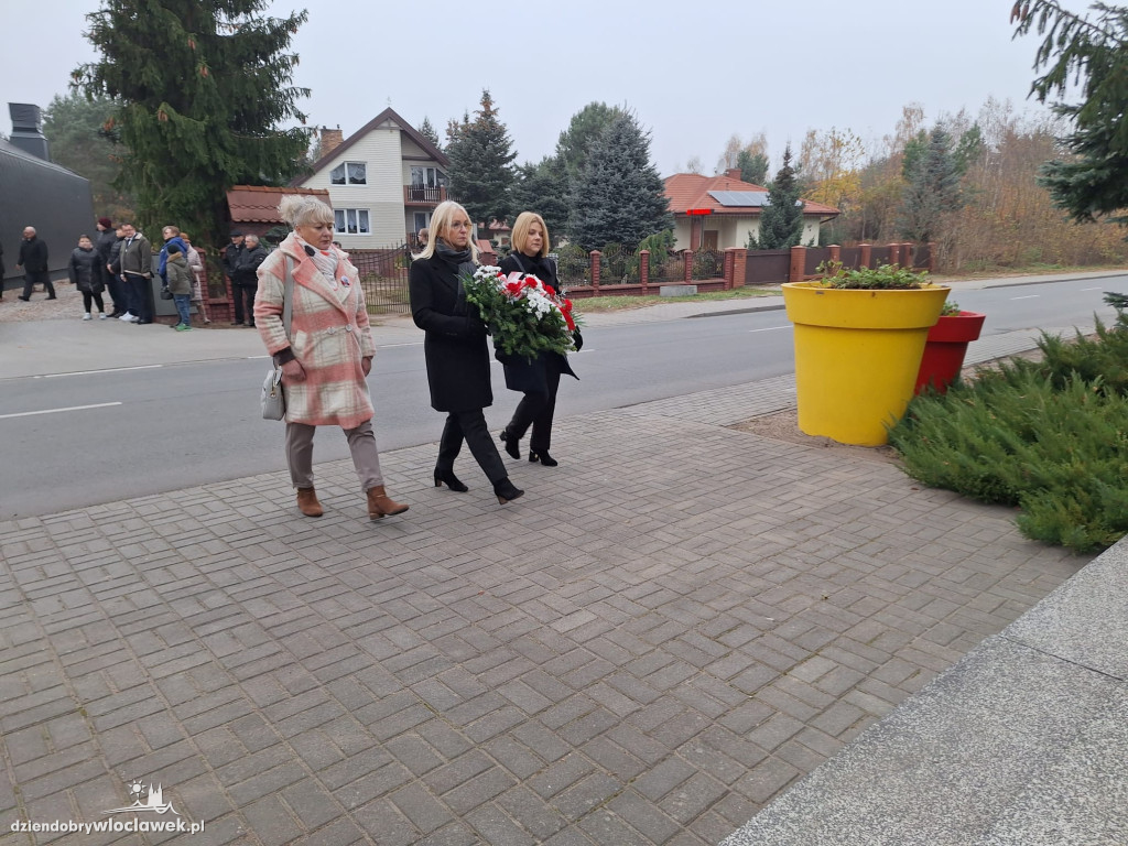 Obchody 11 Listopada w Smólniku