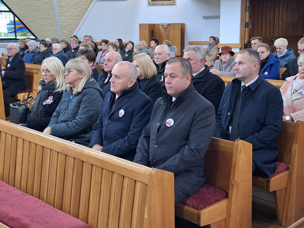 Obchody 11 Listopada w Smólniku