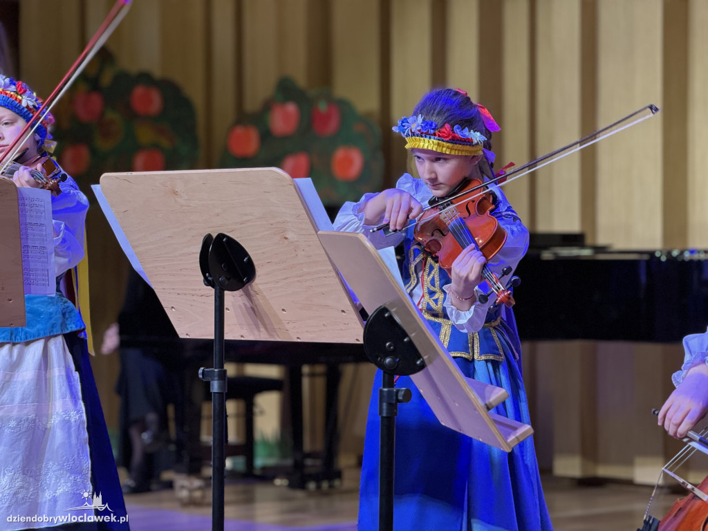 Koncert w Szkole Muzycznej - Muzyczna Podróż