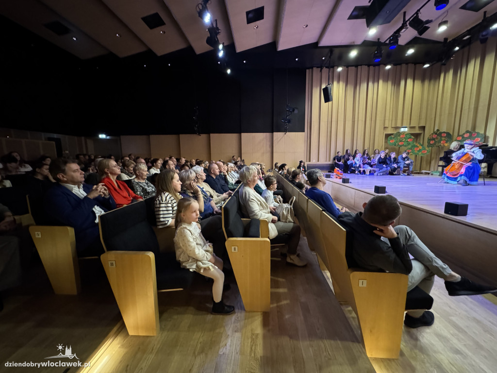 Koncert w Szkole Muzycznej - Muzyczna Podróż