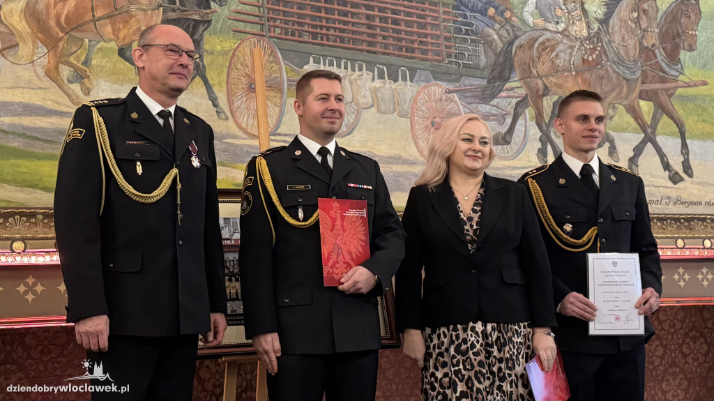 Apel Strażaków z Okazji Święta Niepodległości